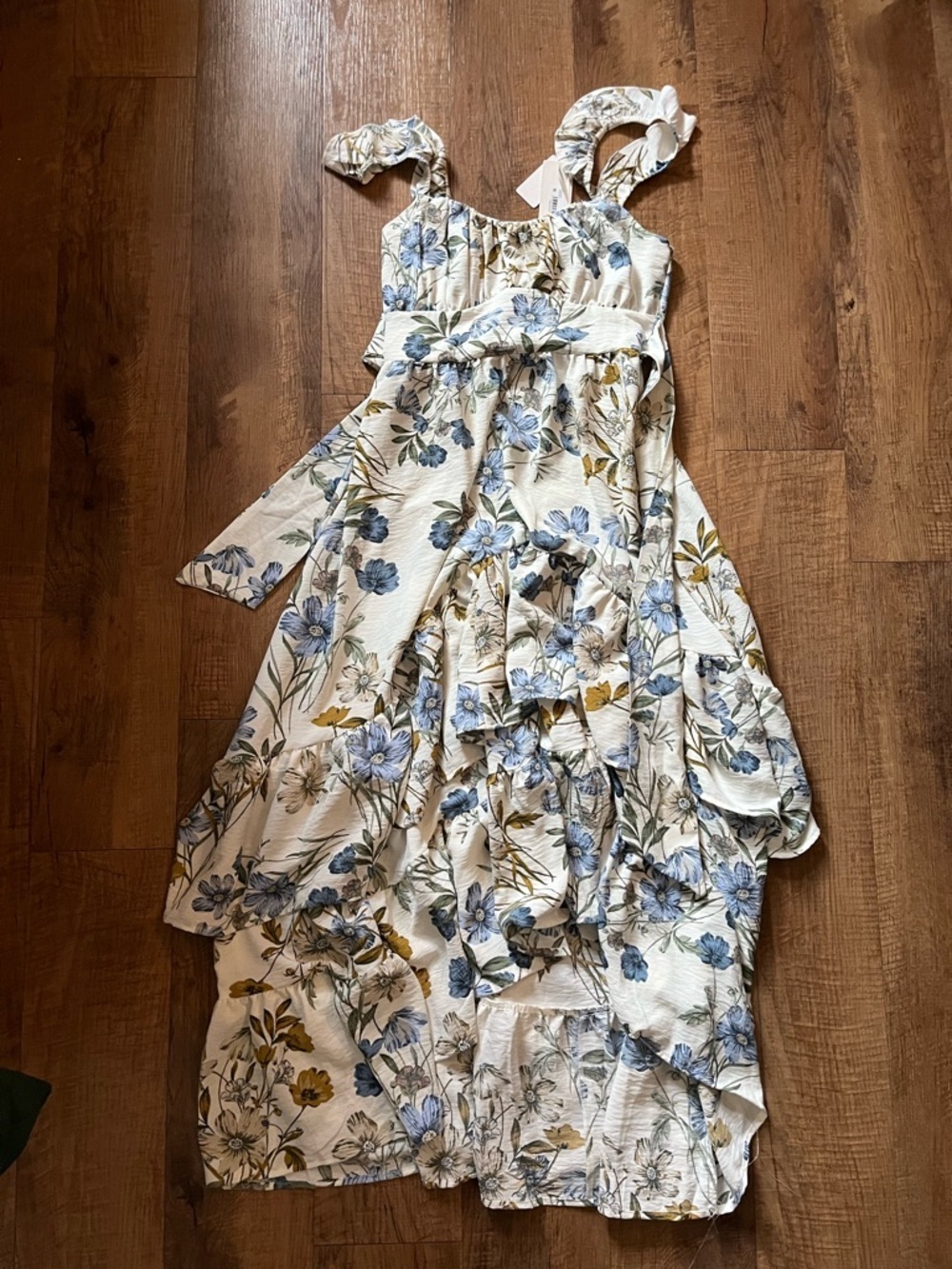 Altard State Dress - Picture 2 of 6